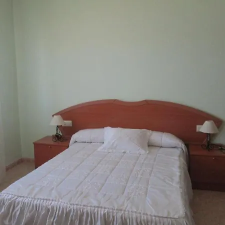 - 3 Bedrooms - 0423 Apartment Bueu