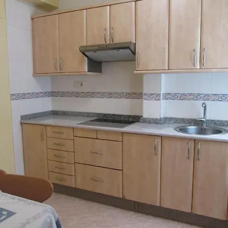 - 3 Bedrooms - 0423